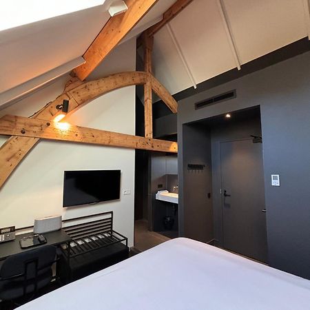 Kazerne Hotel - Member Of Design Hotels 埃因霍温 外观 照片