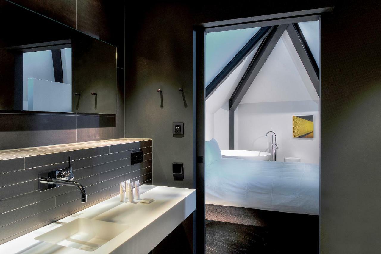 Kazerne Hotel - Member Of Design Hotels 埃因霍温 外观 照片