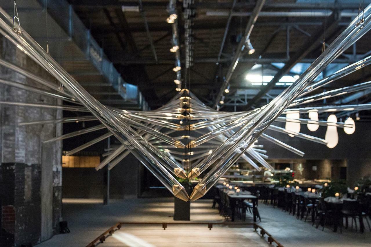 Kazerne Hotel - Member Of Design Hotels 埃因霍温 外观 照片